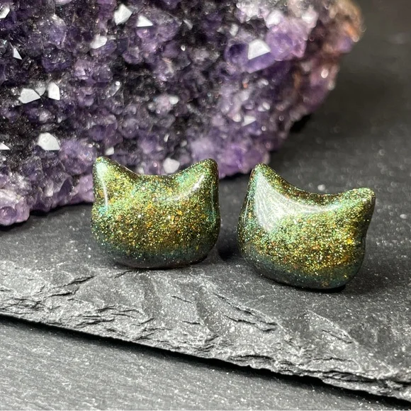 Army Green Cat Stud Earrings Hand Poured Resin - Picture 7 of 10